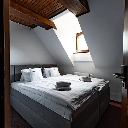 Vila Lampasik 4* Dóval